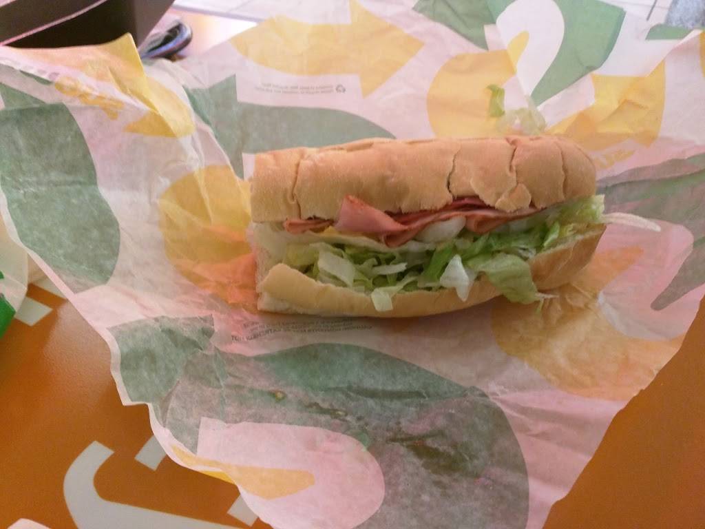 Subway Restaurants | restaurant | 500 Inland Center Dr #102, San Bernardino, CA 92408, USA | 9093816000 OR +1 909-381-6000