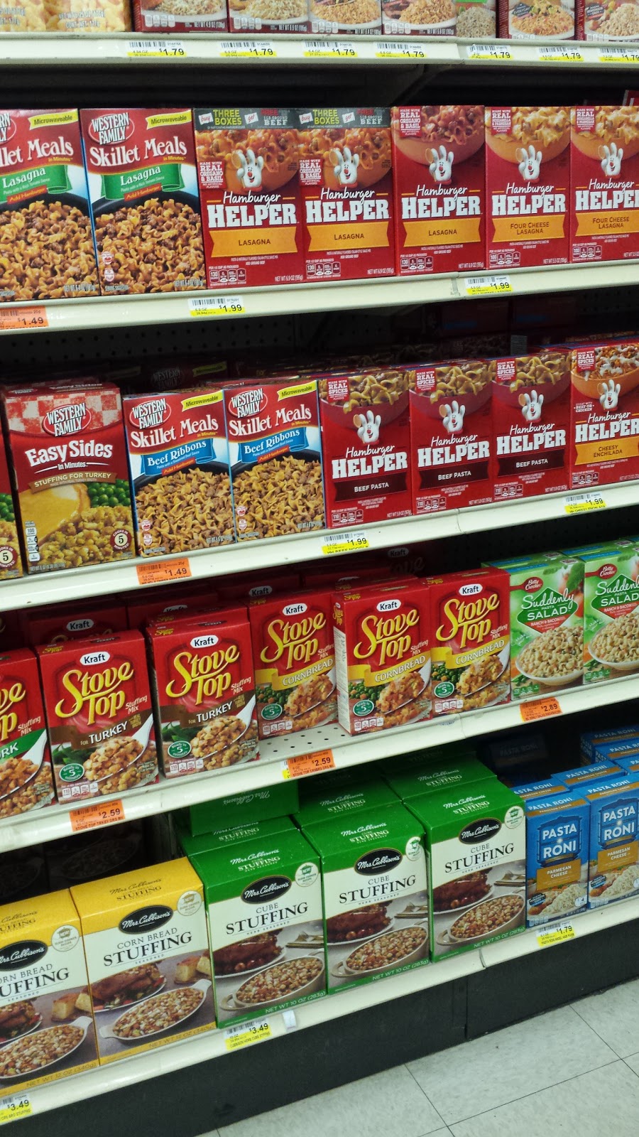 Lucerne Valley Market & Hardware | cafe | 32946 CA-18, Lucerne Valley, CA 92356, USA | 7602487311 OR +1 760-248-7311