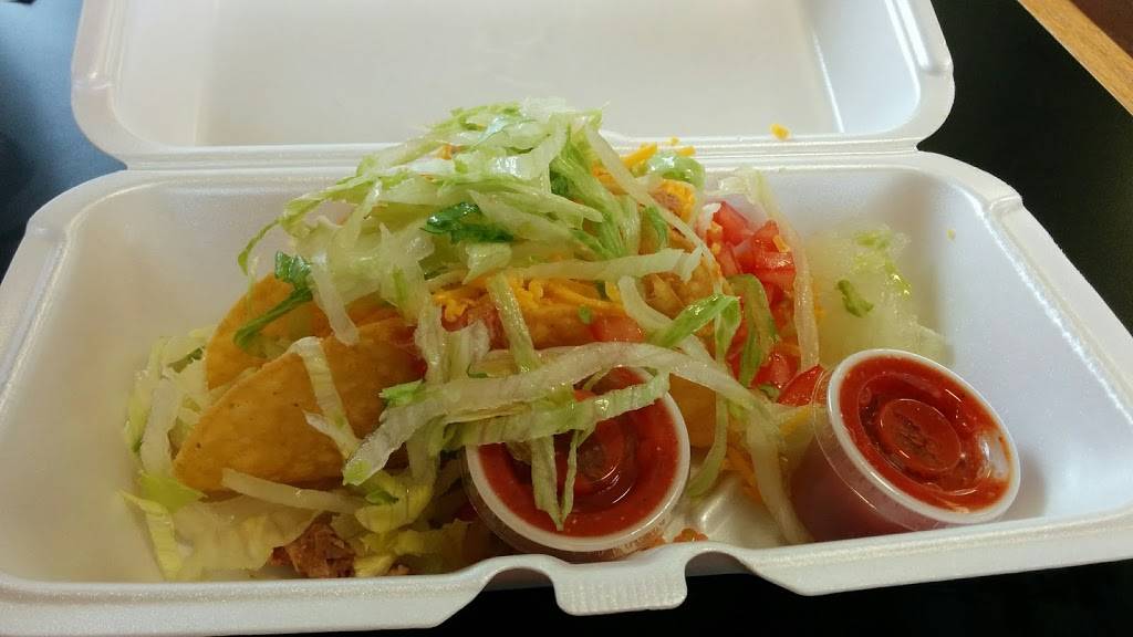 Santiagos Mexican Restaurant | restaurant | 10400 E 6th Ave, Aurora, CO 80010, USA | 3033437040 OR +1 303-343-7040