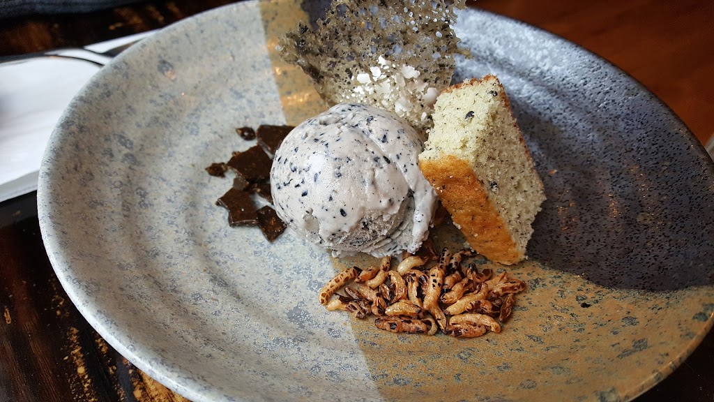 Komorebi Sushi | restaurant | 1324 N Milwaukee Ave, Chicago, IL 60622, USA | 7736611243 OR +1 773-661-1243