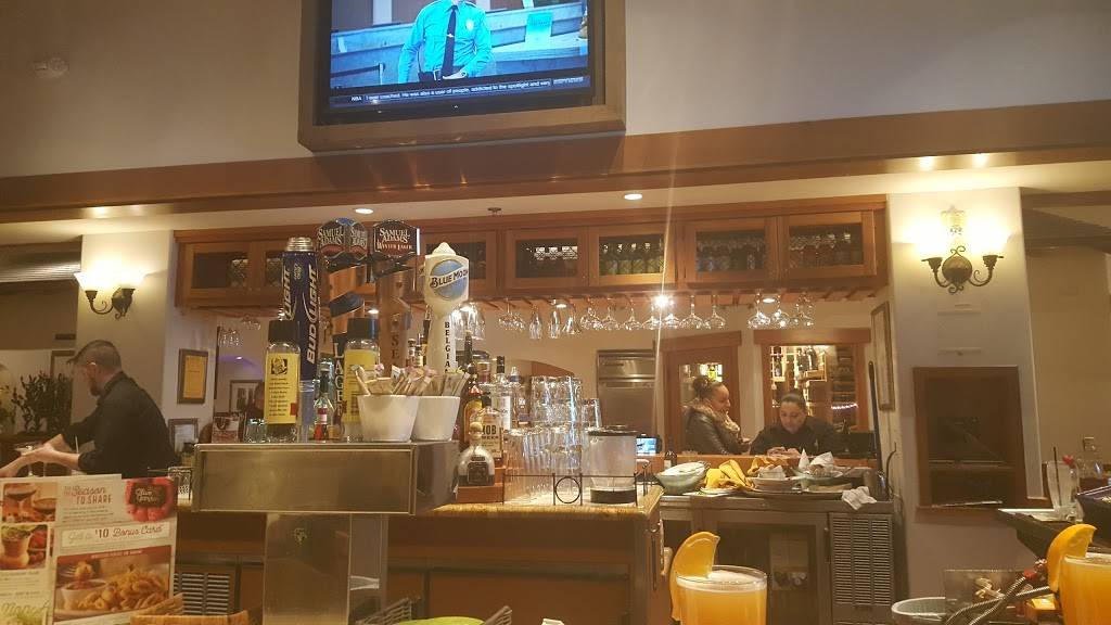 Olive Garden Italian Restaurant | meal takeaway | 11 Allstate Rd B, Dorchester, MA 02125, USA | 6179891371 OR +1 617-989-1371