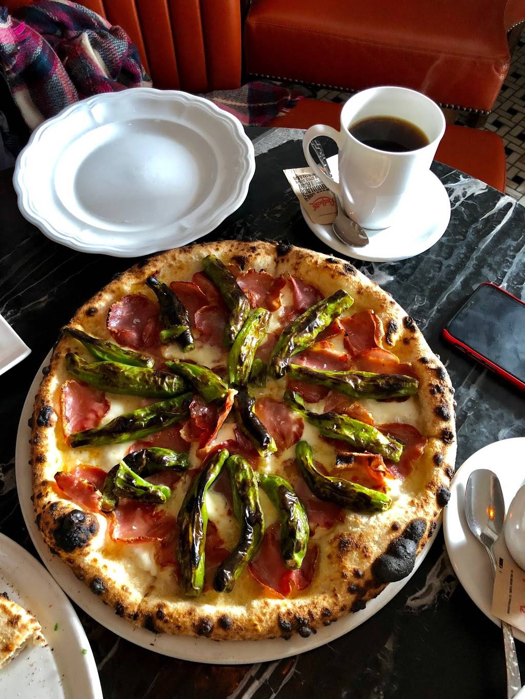 7 Enoteca | restaurant | 216 Lakeshore Rd E, Oakville, ON L6J 7N9, Canada | 9058424777 OR +1 905-842-4777