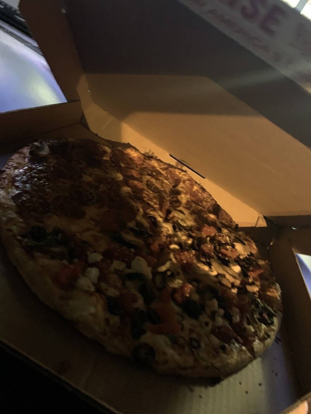 Dominos Pizza | meal delivery | 8313 Laurel Canyon Blvd, Sun Valley, CA 91352, USA | 8187687888 OR +1 818-768-7888