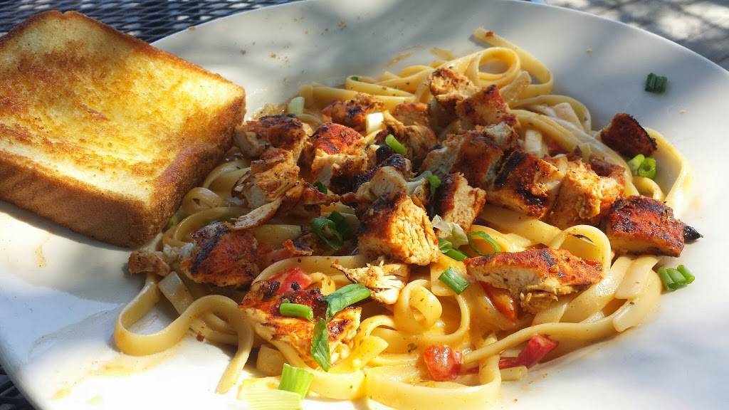 Steve’s Landing Waterfront Grill | restaurant | 1145 Poling Cir, Soddy-Daisy, TN 37379, USA | 4233324098 OR +1 423-332-4098