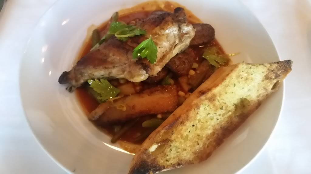 Frog Hollow Tavern | restaurant | 1282 Broad St, Augusta, GA 30901, USA | 7063646906 OR +1 706-364-6906