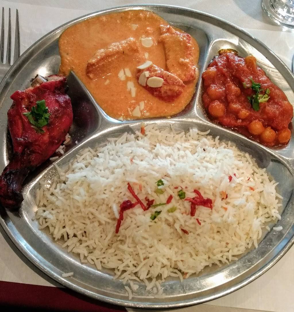 Restaurant Cari Mela | meal delivery | 2556 Rue Centre, Montréal, QC H3K 1J8, Canada | 5149898259 OR +1 514-989-8259