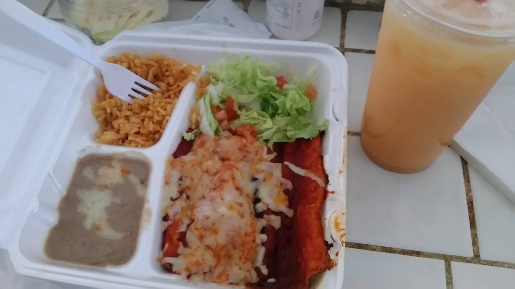 Quesadillas Estilo VillaAhumada | restaurant | 131 Horizon Blvd # 5, Socorro, TX 79927, USA | 9157900456 OR +1 915-790-0456