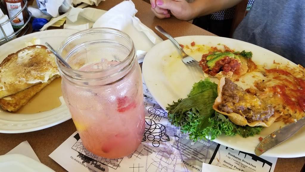 Country Waffles | restaurant | 7141 North Cedar Avenue # 102 # 102, Fresno, CA 93720, USA | 5592975217 OR +1 559-297-5217