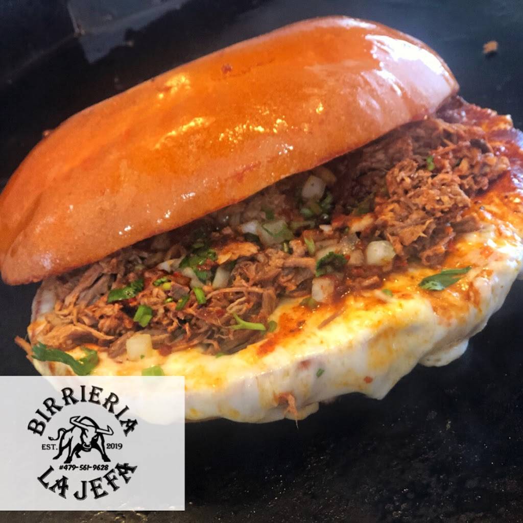 Birrieria La Jefa | restaurant | 2501 N 50th St, Fort Smith, AR 72904, USA | 4795619628 OR +1 479-561-9628