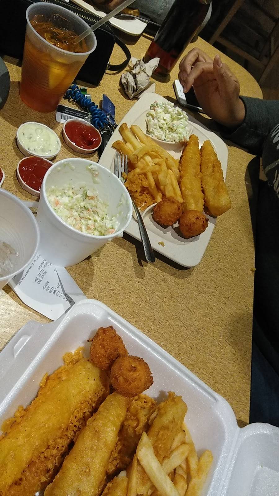 Captain Ds | restaurant | 1284 Decatur Hwy, Gardendale, AL 35071, USA | 2056315925 OR +1 205-631-5925