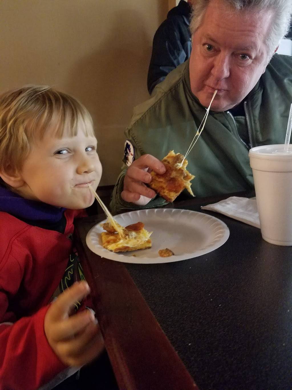 Original Six Bar & Grill | restaurant | 10700 160th St, Orland Park, IL 60467, USA | 7083494366 OR +1 708-349-4366