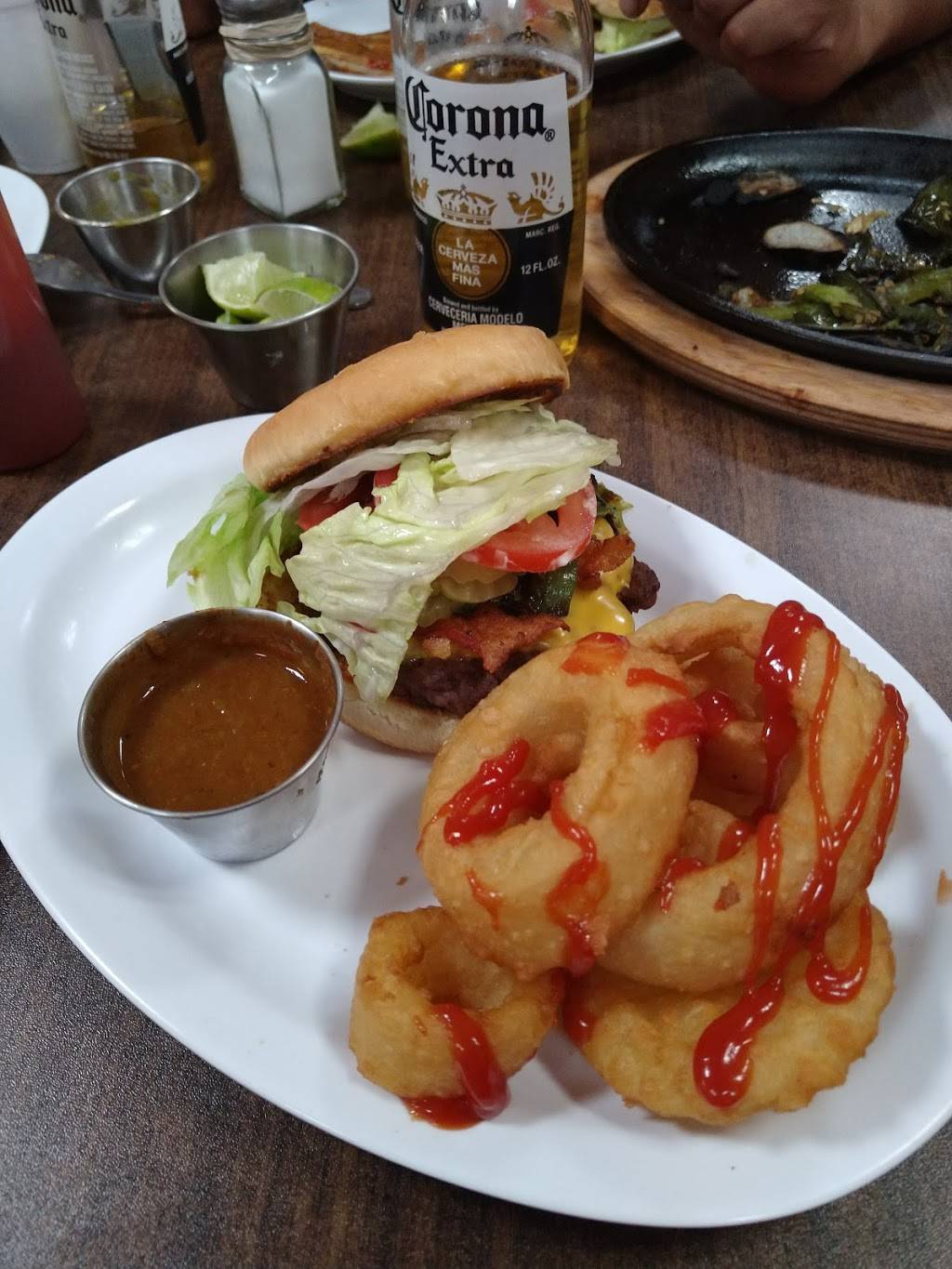 G Gs kitchen | restaurant | 9787 McCombs St, El Paso, TX 79924, USA | 9158814006 OR +1 915-881-4006