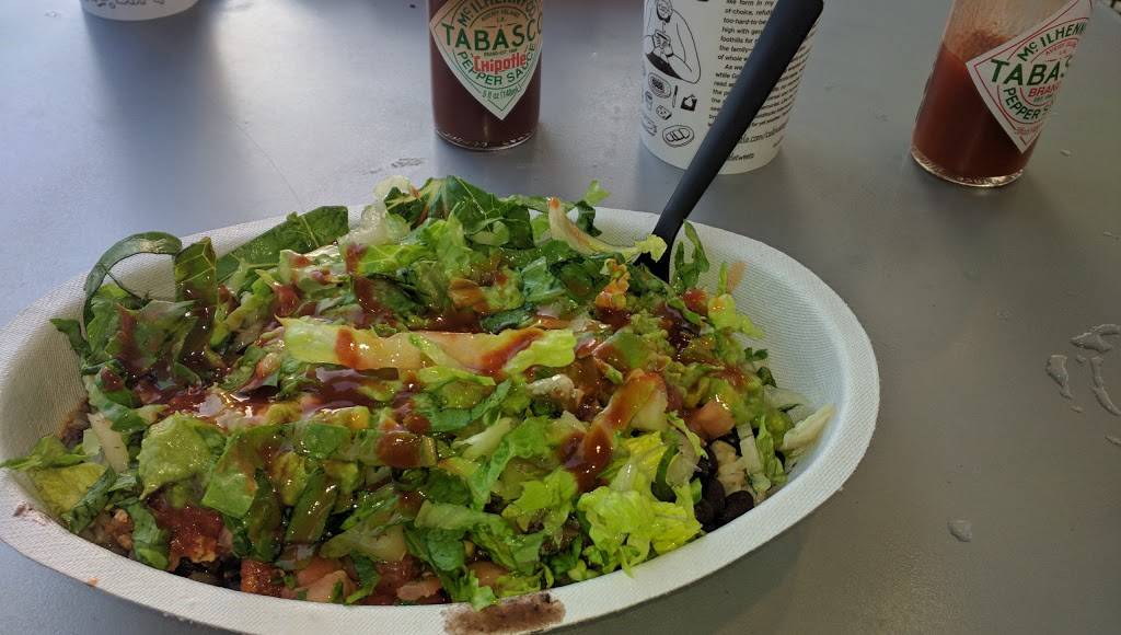 Chipotle Mexican Grill | restaurant | 30 Airport Square, North Wales, PA 19454, USA | 2153688740 OR +1 215-368-8740