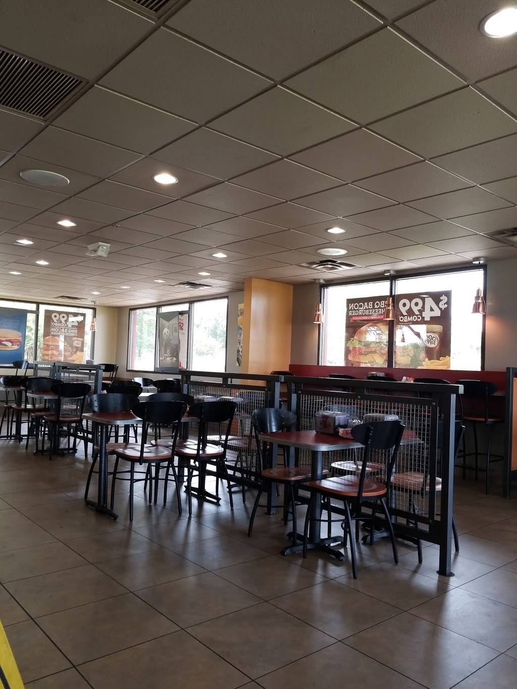 Jack in the Box | restaurant | 925 N Loop 12, Irving, TX 75061, USA | 9725799439 OR +1 972-579-9439