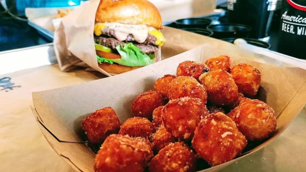 Shula Burger SoHo (Tampa) | restaurant | 500 S Howard Ave Suite A, Tampa, FL 33606, USA | 8138678230 OR +1 813-867-8230