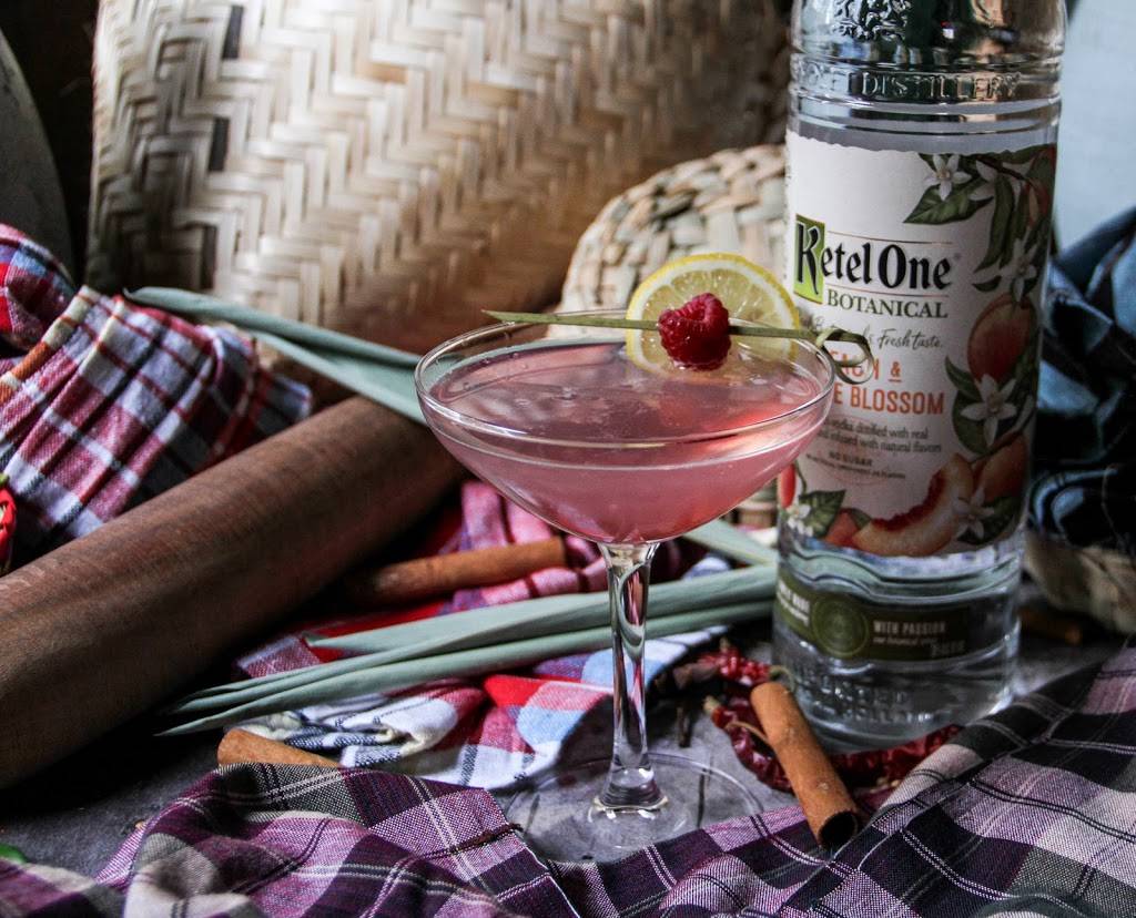 Silom Thai & Sushi | restaurant | 3345 Lenox Rd NE, Atlanta, GA 30326, USA | 4045493948 OR +1 404-549-3948