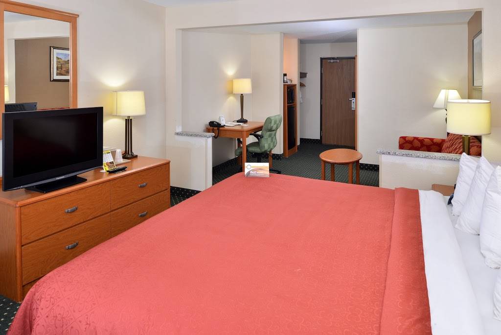 Quality Inn | restaurant | 209 W 9th St, Coralville, IA 52241, USA | 3198006023 OR +1 319-800-6023