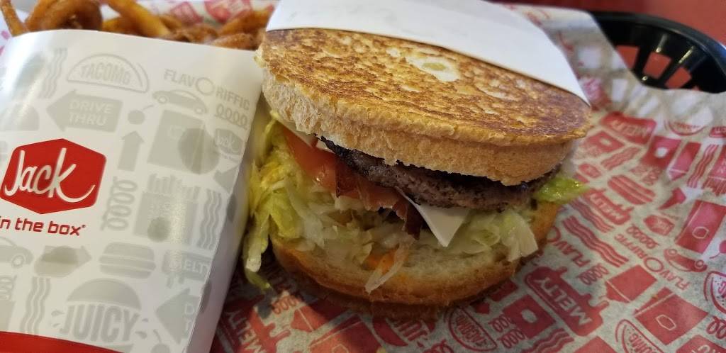 Jack in the Box | restaurant | 1225 De La Torre St, Salinas, CA 93905, USA | 8317699604 OR +1 831-769-9604