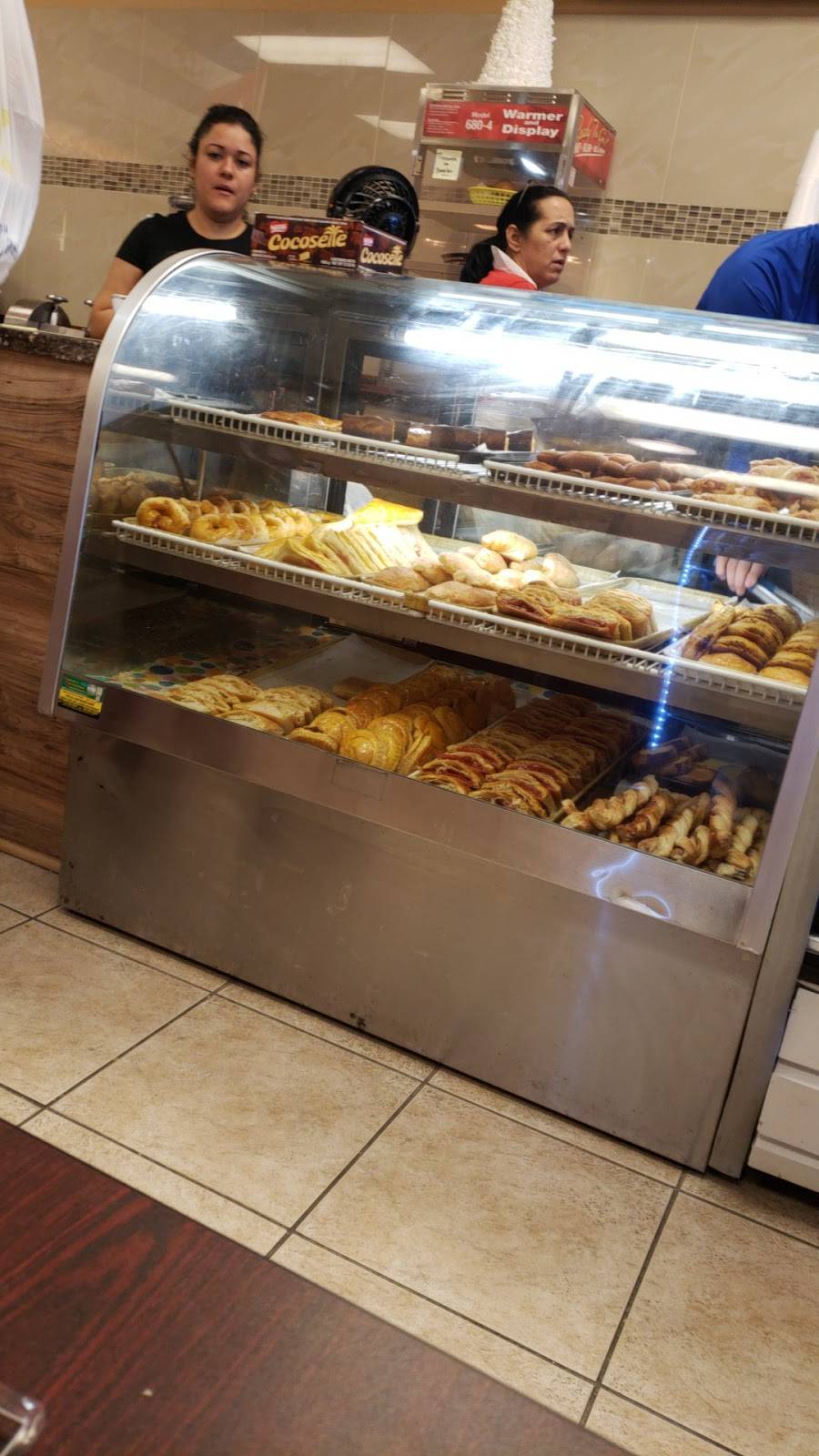 Havana Cafe Bakery | restaurant | 5624 Lee Blvd, Lehigh Acres, FL 33971, USA | 2394916953 OR +1 239-491-6953