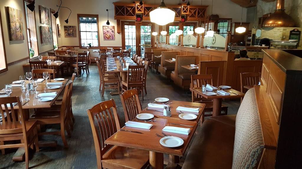 Solé Restaurant and Wine Bar | restaurant | 83 Erb St W Building Two, Waterloo, ON N2L 6C2, Canada | 5197475622 OR +1 519-747-5622