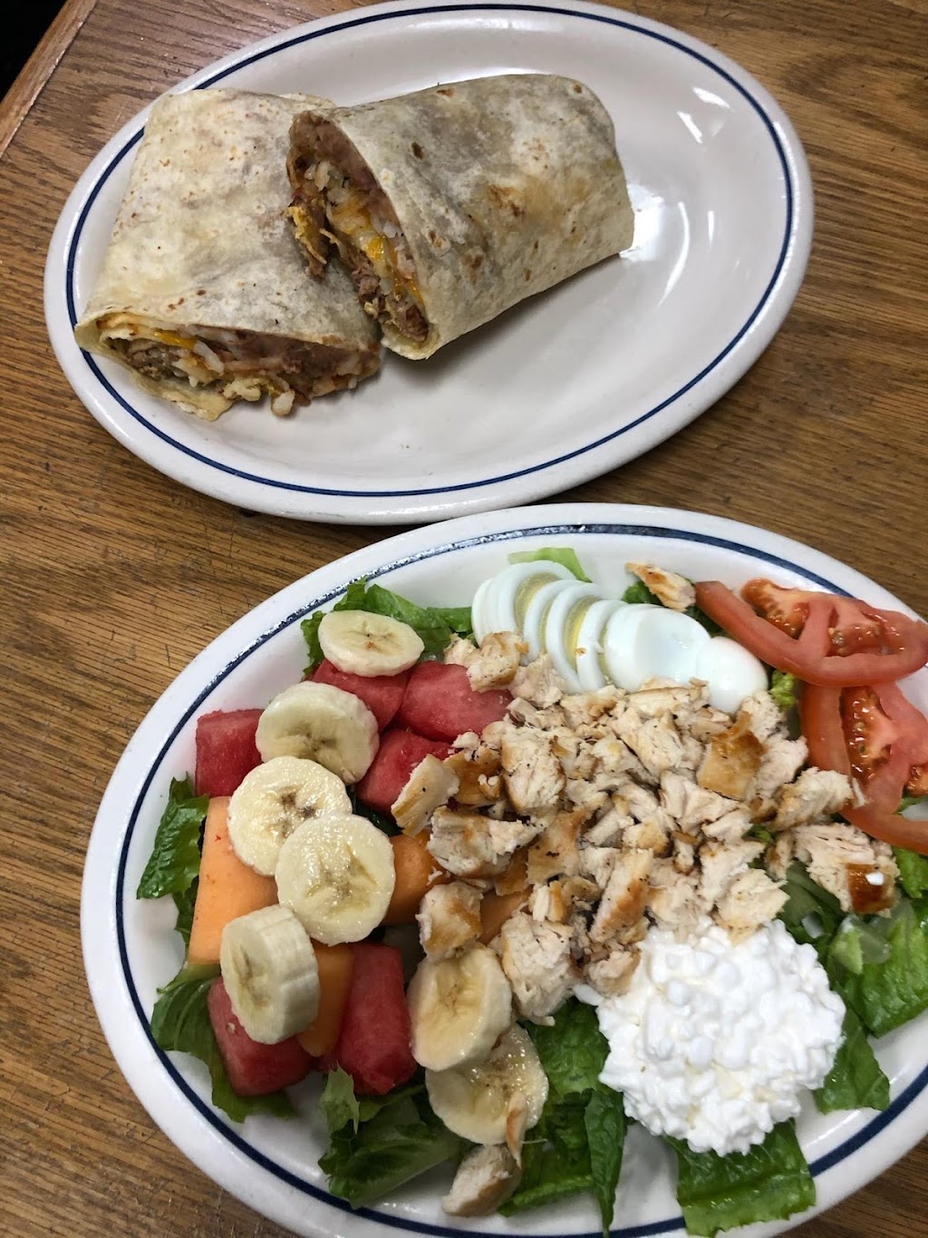 Mollies Kountry Kitchen | restaurant | 16727 Bear Valley Rd, Hesperia, CA 92345, USA | 7609493031 OR +1 760-949-3031