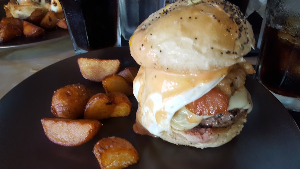 Folc | restaurant | 226 E Olmos Dr, San Antonio, TX 78212, USA | 2108220100 OR +1 210-822-0100