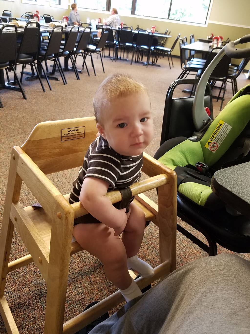 Mikes | restaurant | 49 Old Military Rd W, Colt, AR 72326, USA | 8706338916 OR +1 870-633-8916