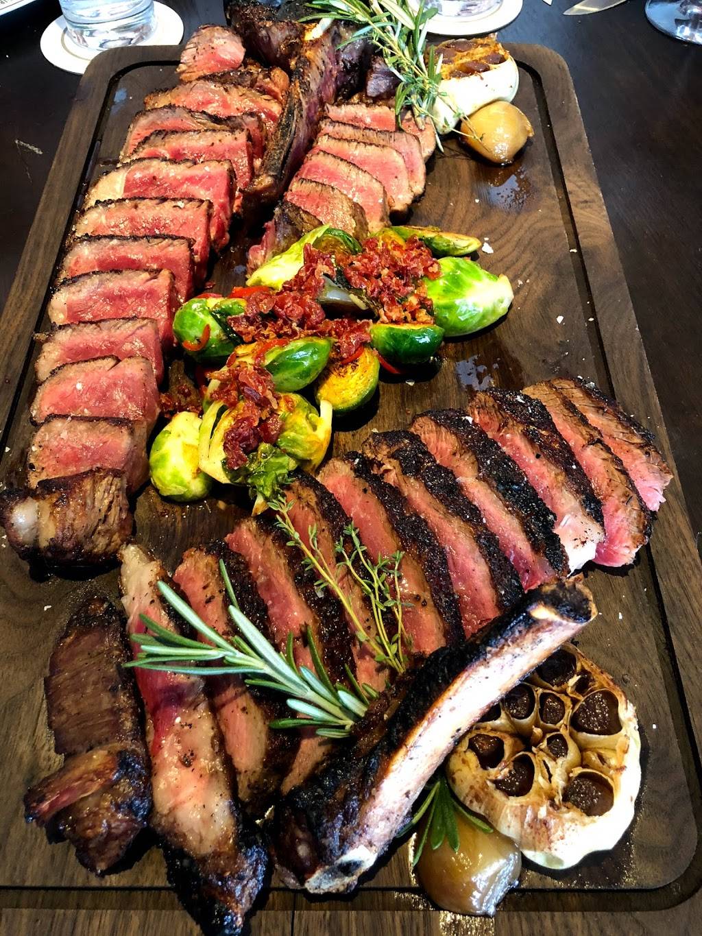 Gibsons Italia | restaurant | 233 N Canal St, Chicago, IL 60606, USA | 3124141100 OR +1 312-414-1100