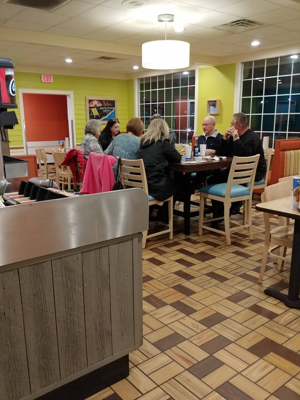 Captain Ds | restaurant | 10101 Dixie Hwy, Louisville, KY 40272, USA | 5029357350 OR +1 502-935-7350