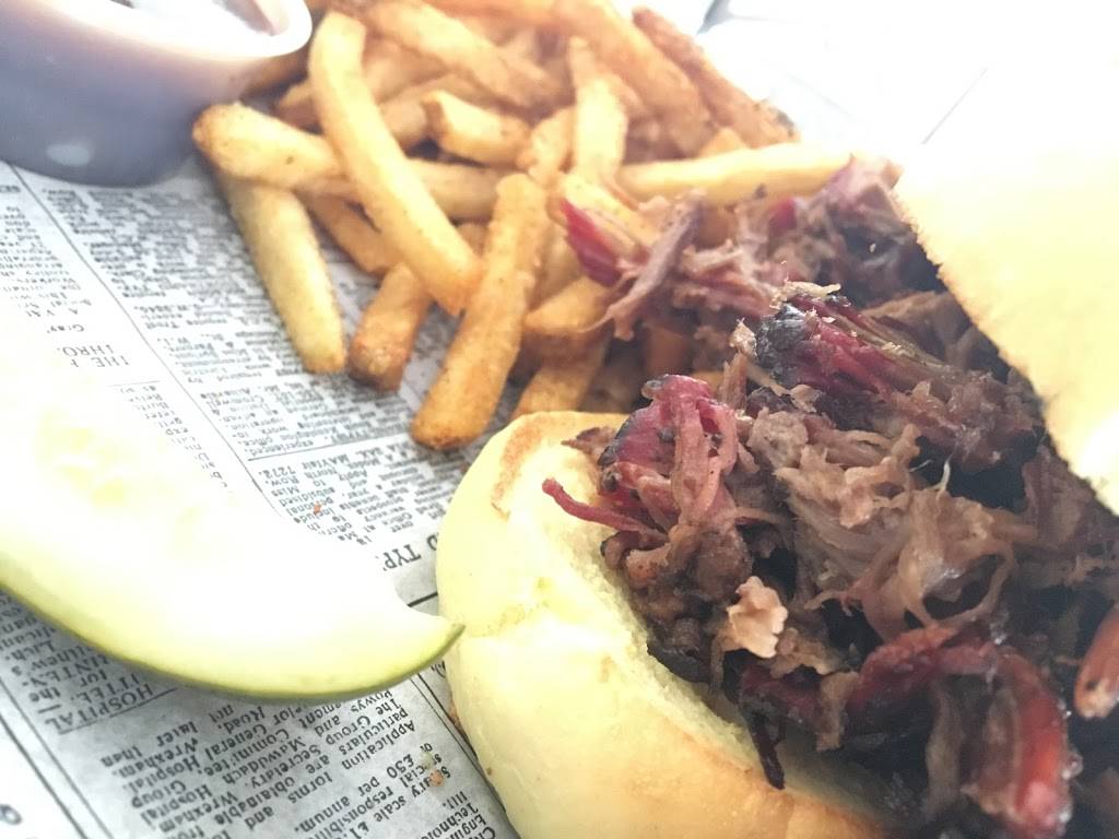 Bunker Grill, Bar & Que | restaurant | N6246 US-12, Elkhorn, WI 53121, USA | 2627235722 OR +1 262-723-5722