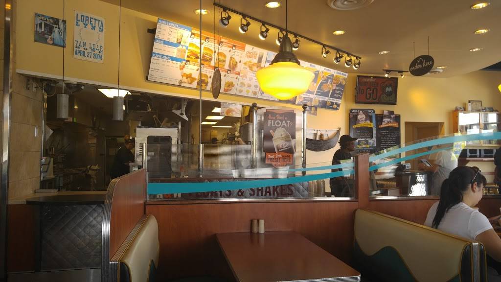 A&W Restaurant | restaurant | 2082 US-92, Auburndale, FL 33823, USA | 8639672769 OR +1 863-967-2769