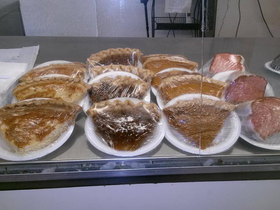 Hardemans Bar B Que & Catering | restaurant | 6931 Scyene Rd, Dallas, TX 75227, USA | 2143885252 OR +1 214-388-5252