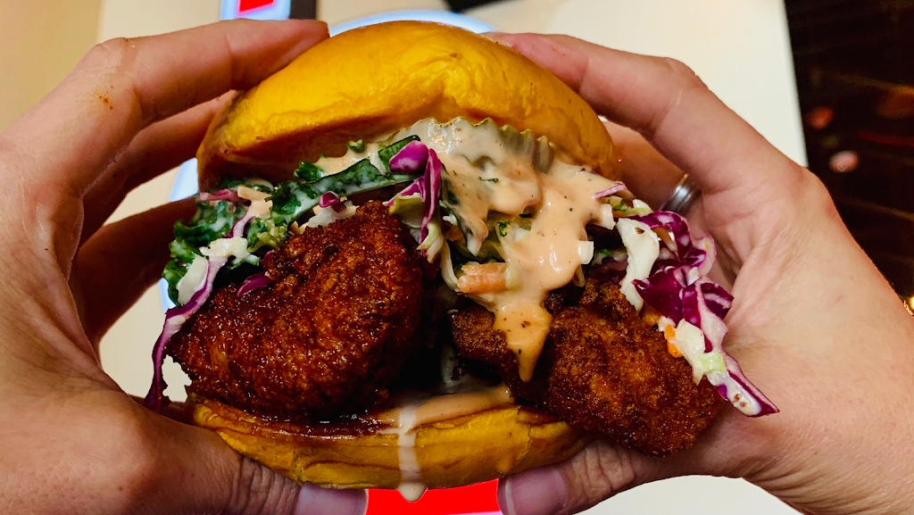 Urban Bird Hot Chicken | restaurant | 21788 Katy Fwy Suite 500, Katy, TX 77449, USA | 3463882901 OR +1 346-388-2901