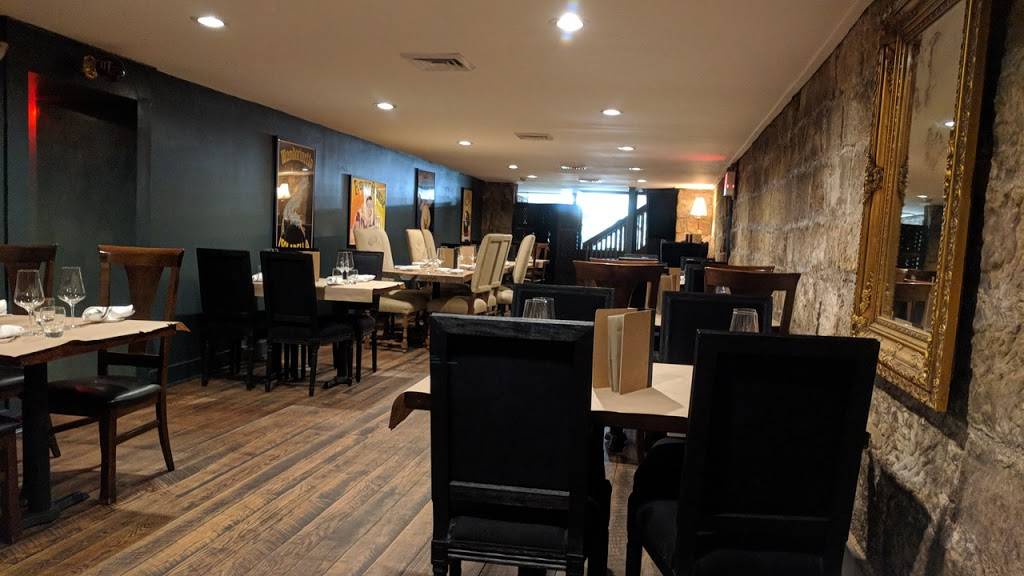 H2 Huth & Harris Wine Merchants | restaurant | 427 Tuscarawas St E, Canton, OH 44702, USA | 3308053212 OR +1 330-805-3212