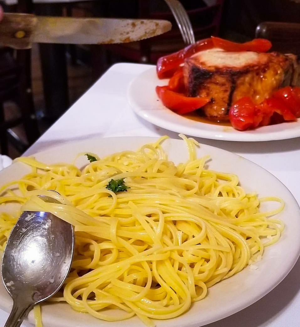 Two Toms | restaurant | 255 3rd Ave, Brooklyn, NY 11215, USA | 7188758689 OR +1 718-875-8689