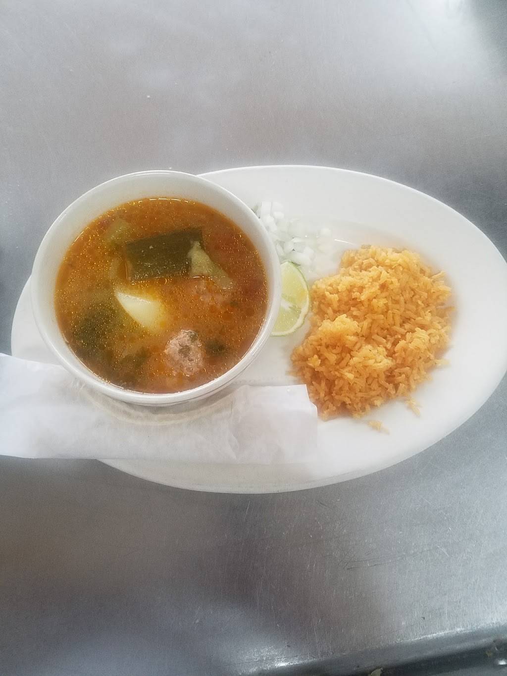 Lopez Bakery & Restaurant | restaurant | 1100 W Historic Mitchell St, Milwaukee, WI 53204, USA | 4146721830 OR +1 414-672-1830