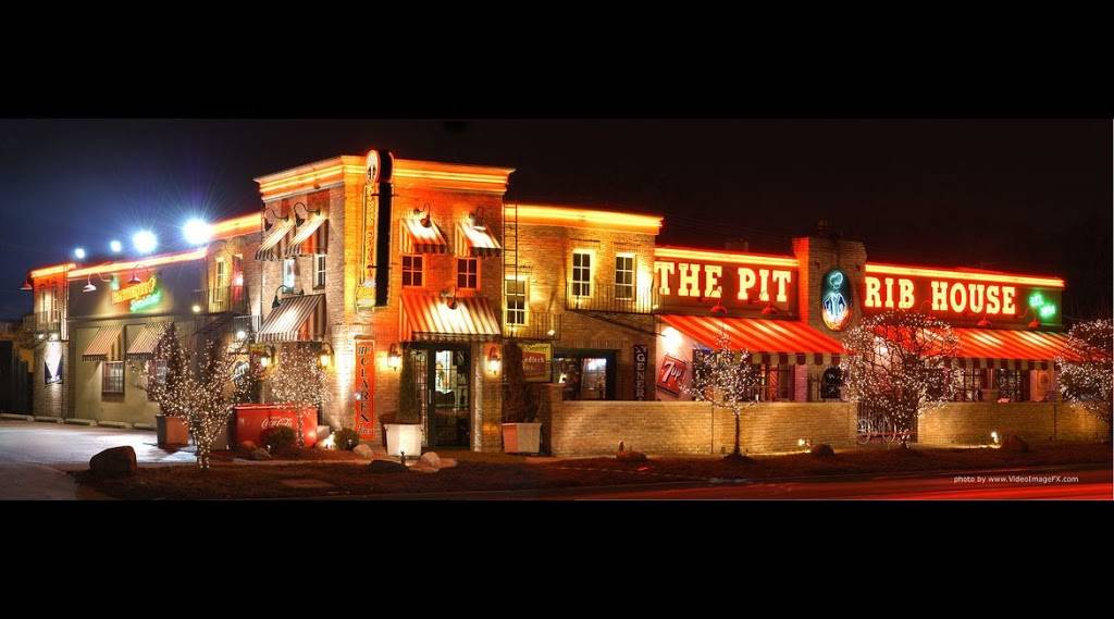 The Pit Rib House | meal takeaway | 9430 S Roberts Rd, Hickory Hills, IL 60457, USA | 7085997576 OR +1 708-599-7576
