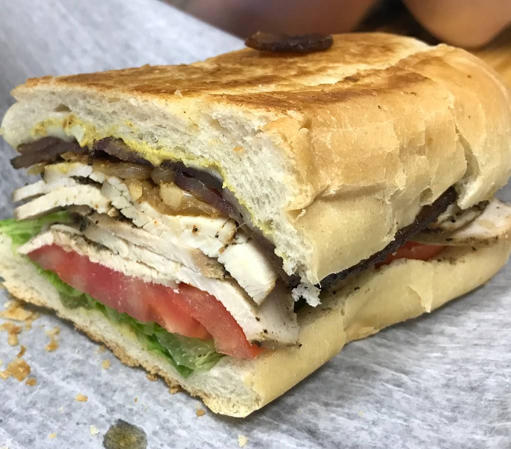 Molly Maguires Of Ocala | restaurant | 17 SW 1st Ave, Ocala, FL 34471, USA | 3524010260 OR +1 352-401-0260