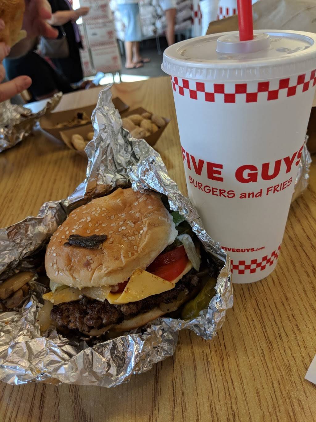 Five Guys | meal takeaway | 227 Andover St, Peabody, MA 01960, USA | 9787175416 OR +1 978-717-5416