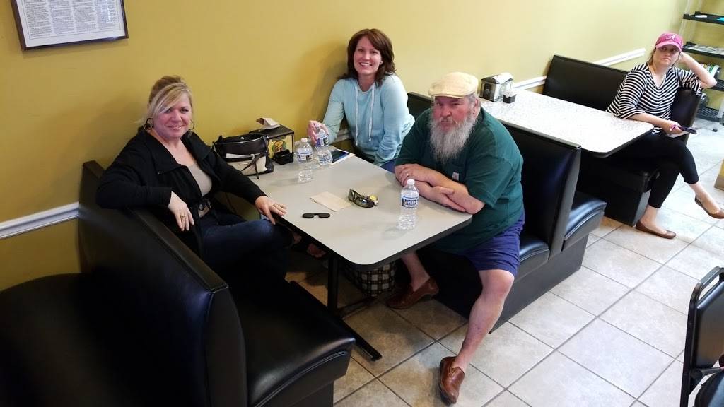 Foxs Pizza Den | restaurant | 235 E Main St, Hendersonville, TN 37075, USA | 6158223697 OR +1 615-822-3697