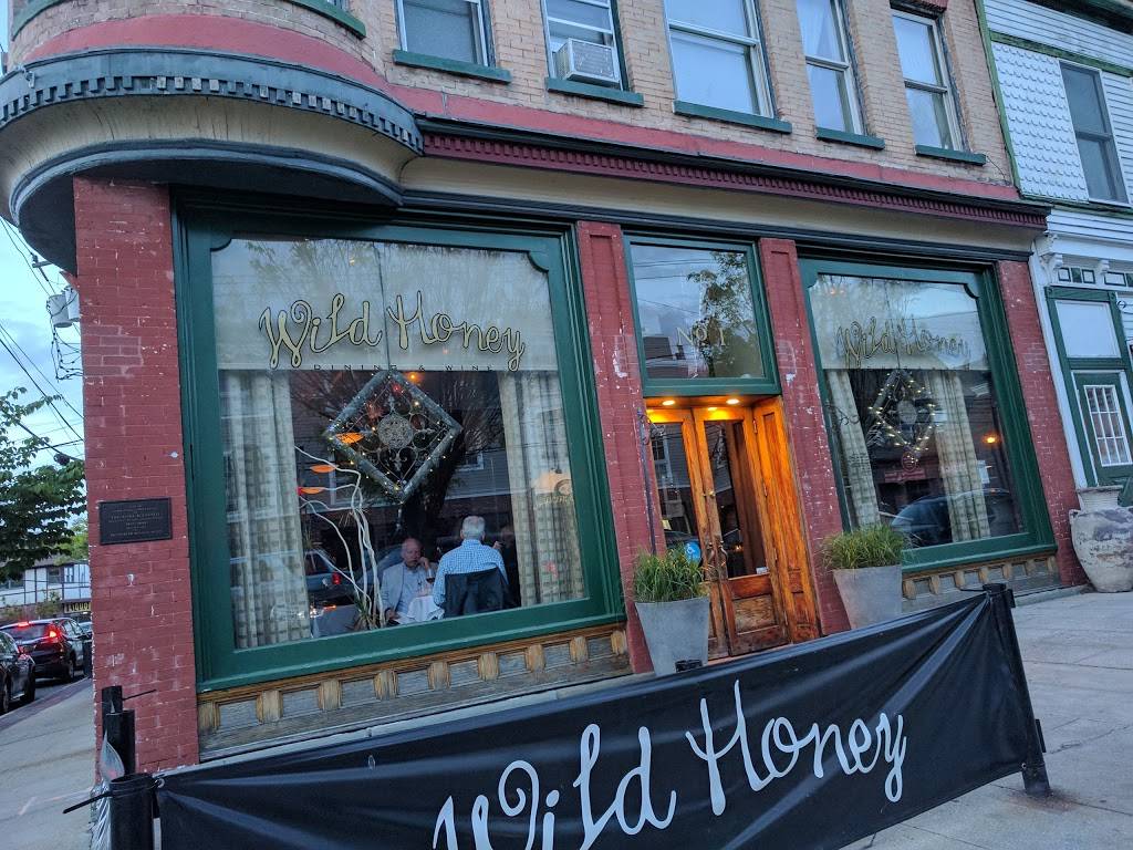 Wild Honey | restaurant | 1 E Main St, Oyster Bay, NY 11771, USA | 5169224690 OR +1 516-922-4690