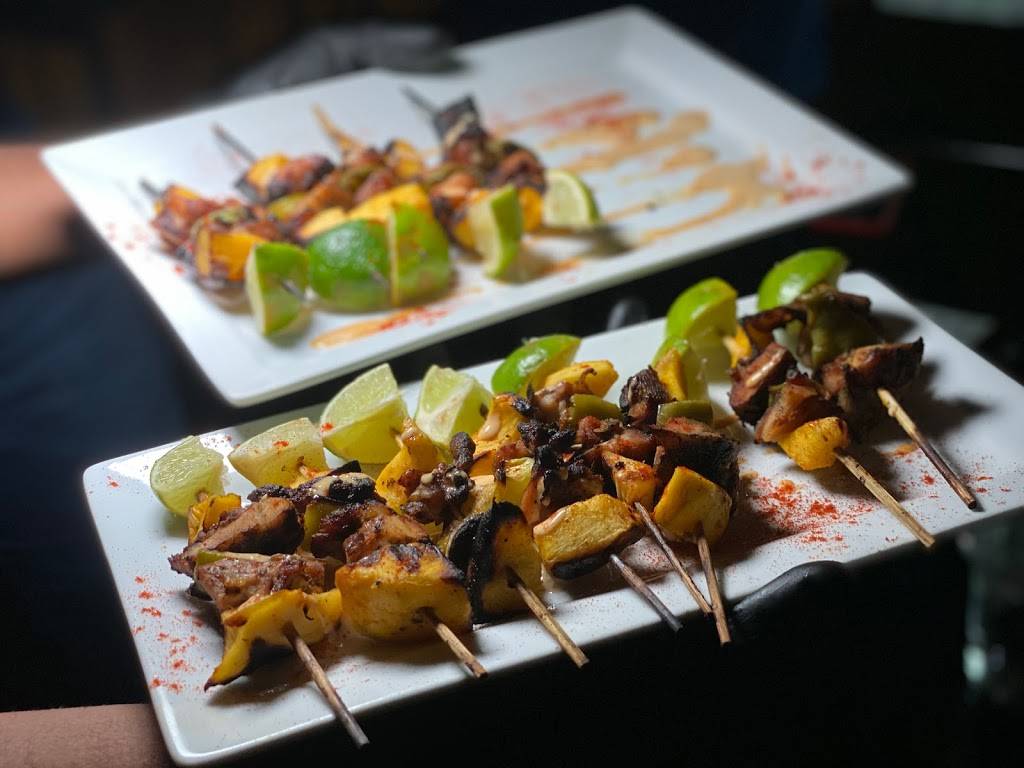 Caribbean Queen | restaurant | 219 E Baseline Rd h1, Tempe, AZ 85283, USA | 4803617445 OR +1 480-361-7445