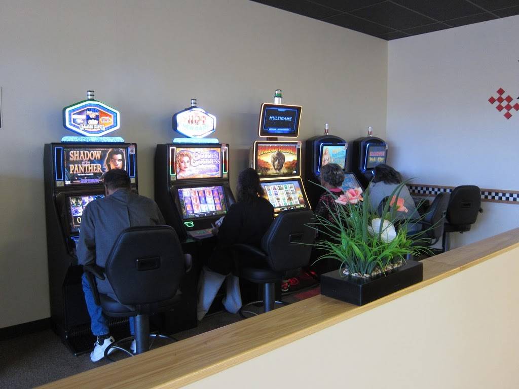 Elsies Place | cafe | 17499 Dixie Hwy b, Hazel Crest, IL 60429, USA | 7083656001 OR +1 708-365-6001