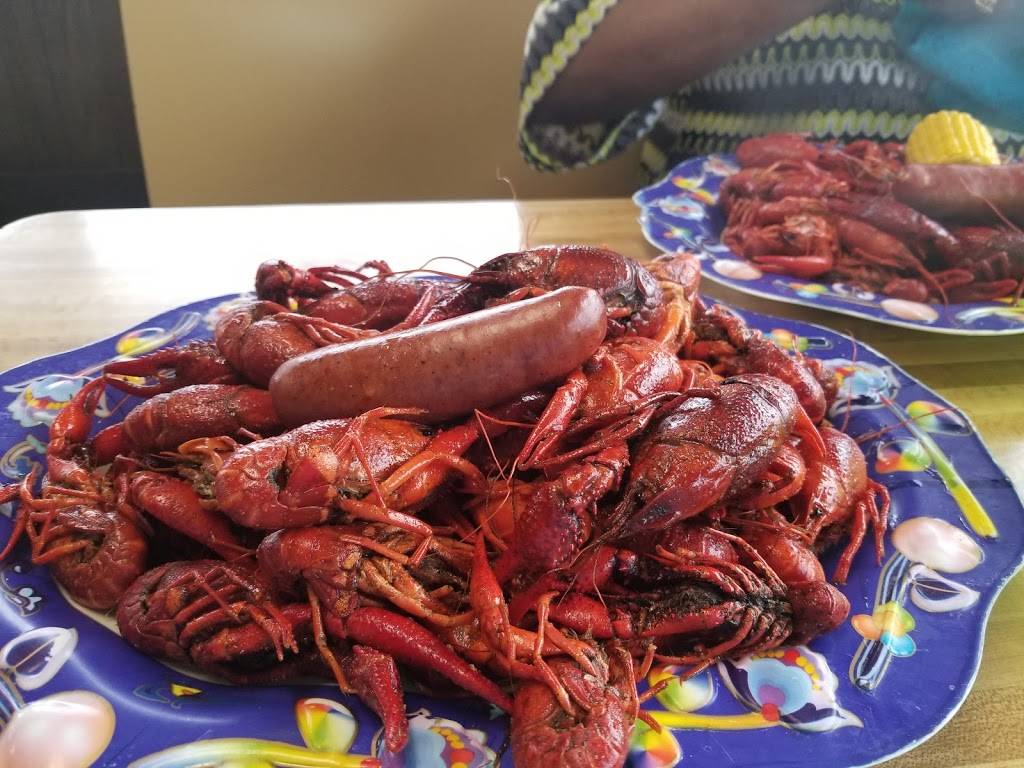 Vinces Seafood | restaurant | 5044 Gulfway Dr, Port Arthur, TX 77642, USA | 4099857731 OR +1 409-985-7731