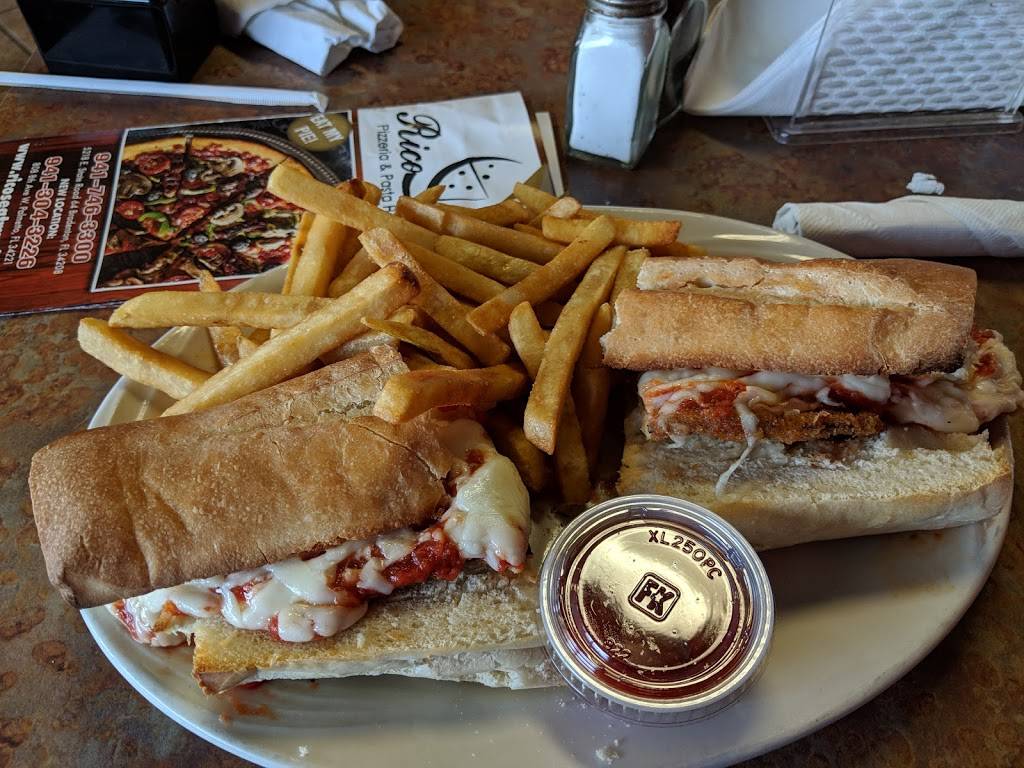 Ricos Pizzeria & Pasta House | restaurant | 5218 FL-64, Bradenton, FL 34208, USA | 9417463300 OR +1 941-746-3300