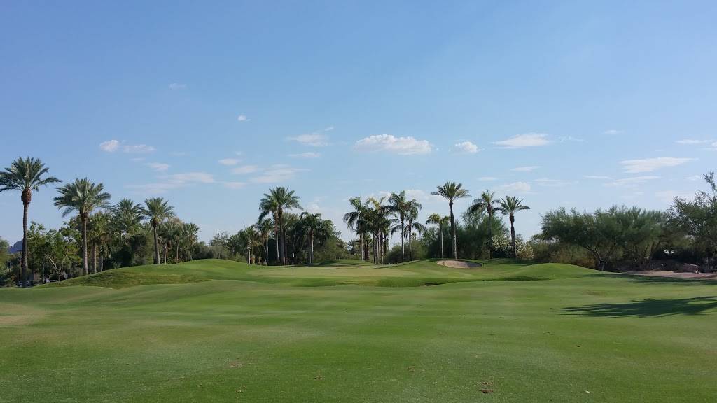Phoenician Golf Club | restaurant | 6000 E Camelback Rd, Scottsdale, AZ 85251, USA | 4804232449 OR +1 480-423-2449