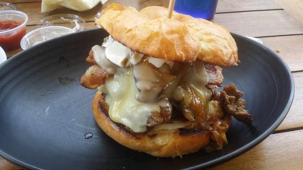 Riley’s Brew Pub | restaurant | 2674 Owens Mountain Pkwy, Clovis, CA 93611, USA | 5598622925 OR +1 559-862-2925