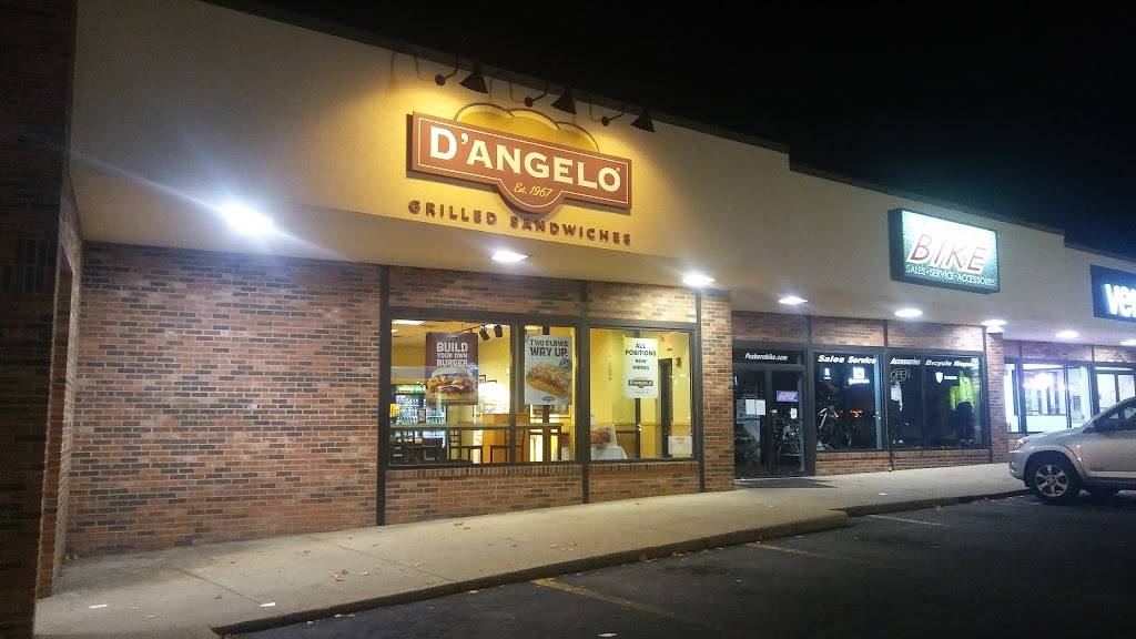 DAngelo | meal takeaway | 211 North St, Foxborough, MA 02035, USA | 5085432342 OR +1 508-543-2342