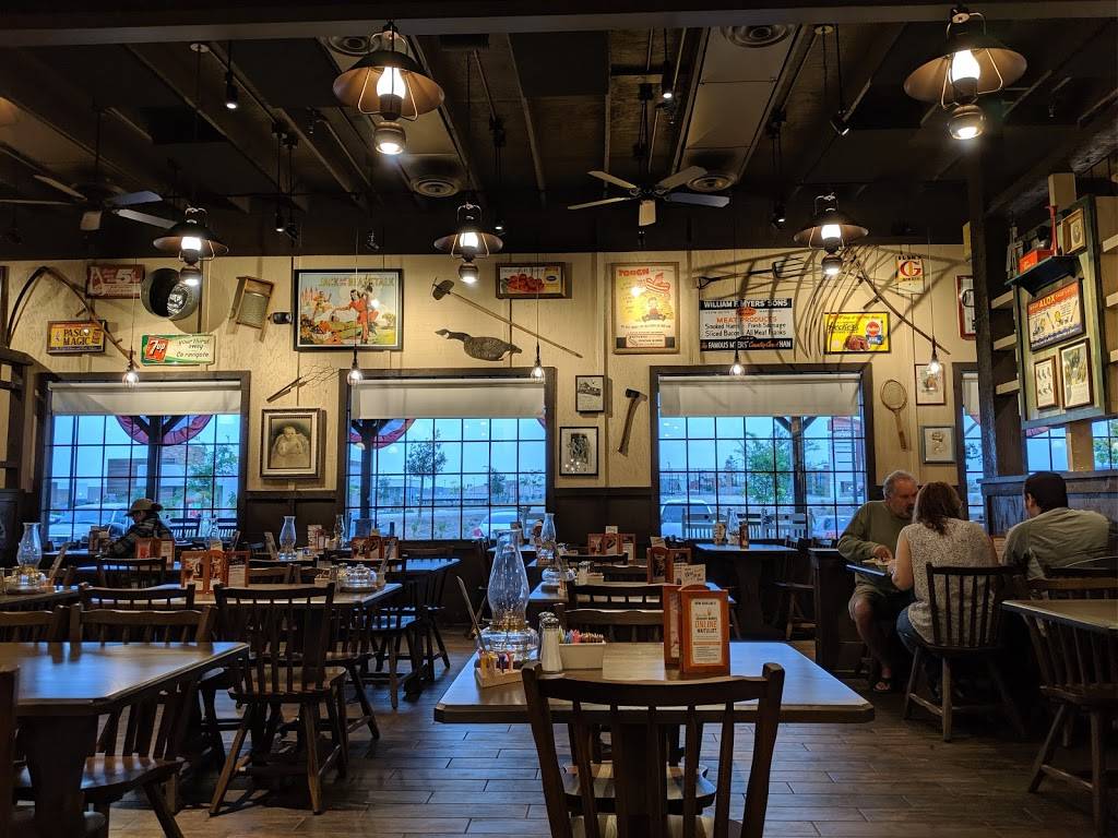 Cracker Barrel Old Country Store | restaurant | 1080 W Renaissance Pkwy, Rialto, CA 92376, USA | 9093503902 OR +1 909-350-3902