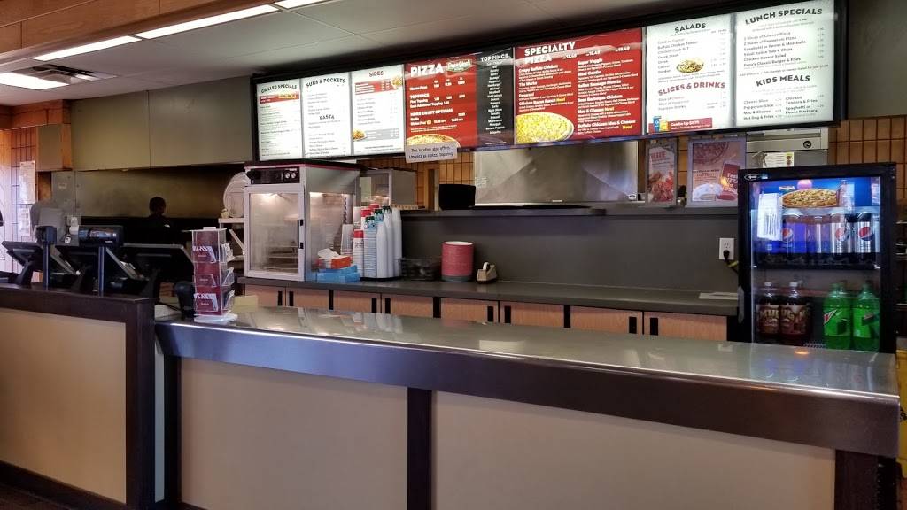 Papa Ginos | restaurant | 1 Samoset St, Plymouth, MA 02360, USA | 5087473535 OR +1 508-747-3535